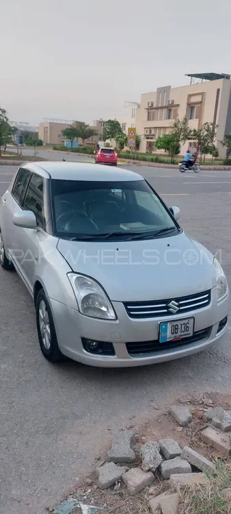 Suzuki Swift 2010 for Sale in Islamabad Image-1