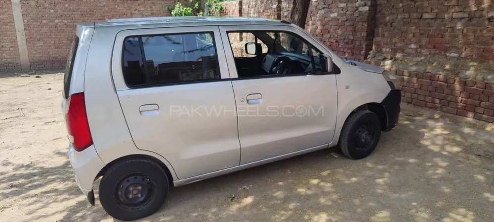 Suzuki Wagon R 2017 for Sale in Faisalabad Image-1