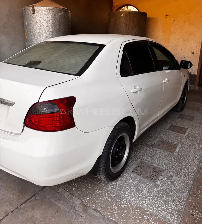 ٹویوٹا بیلٹا 2006 for Sale in ڈیرہ اسماعیل خان Image-1