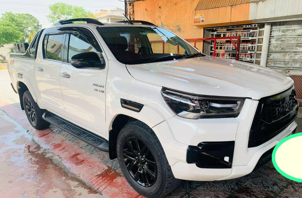 Toyota Hilux 2021 for Sale in Islamabad Image-1