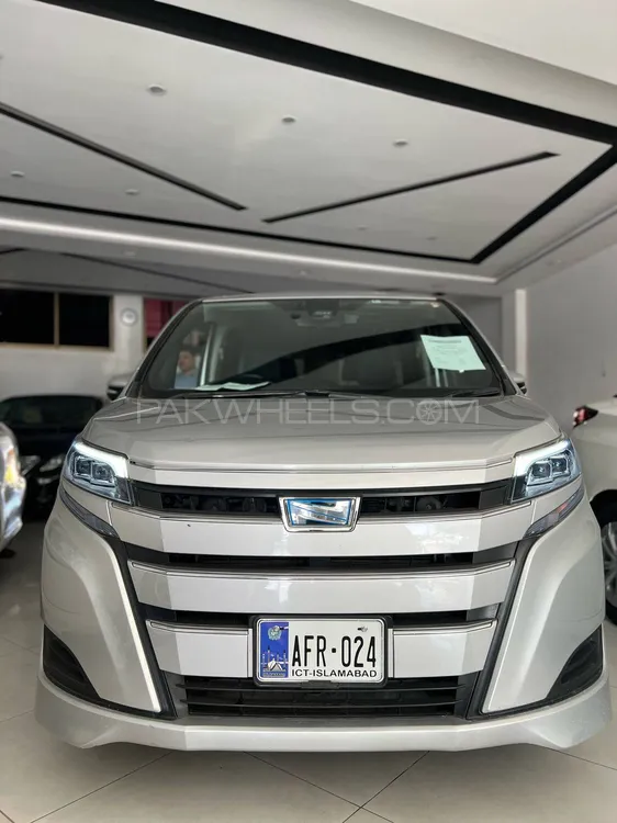 Toyota Noah 2018 for Sale in Peshawar Image-1