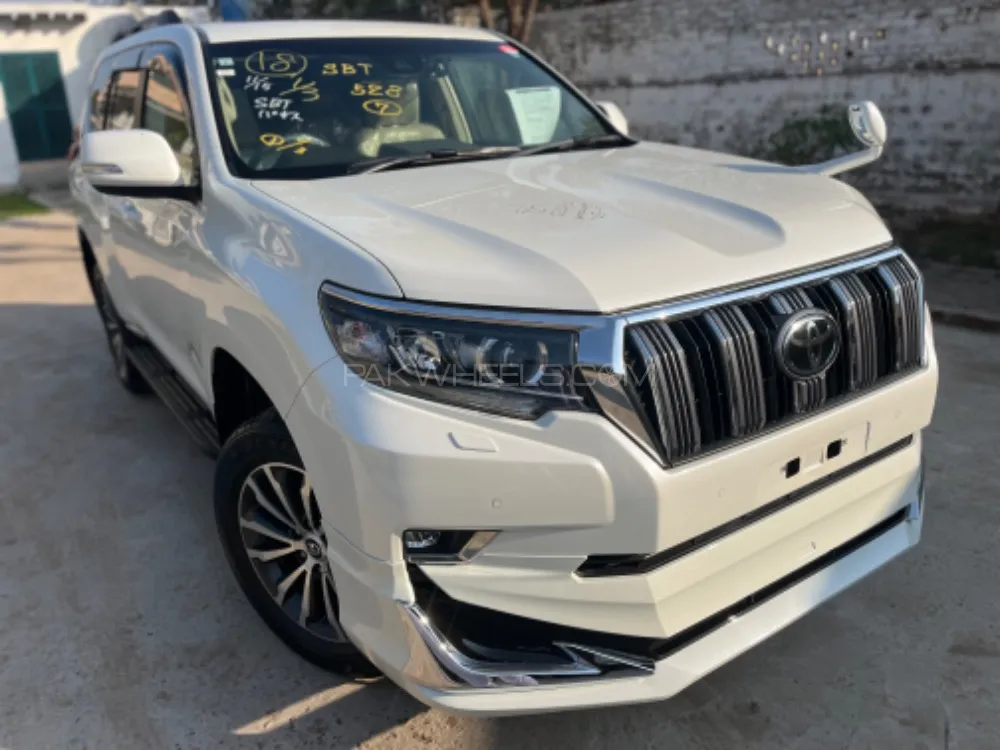 Toyota Prado 2019 for Sale in Jhelum Image-1
