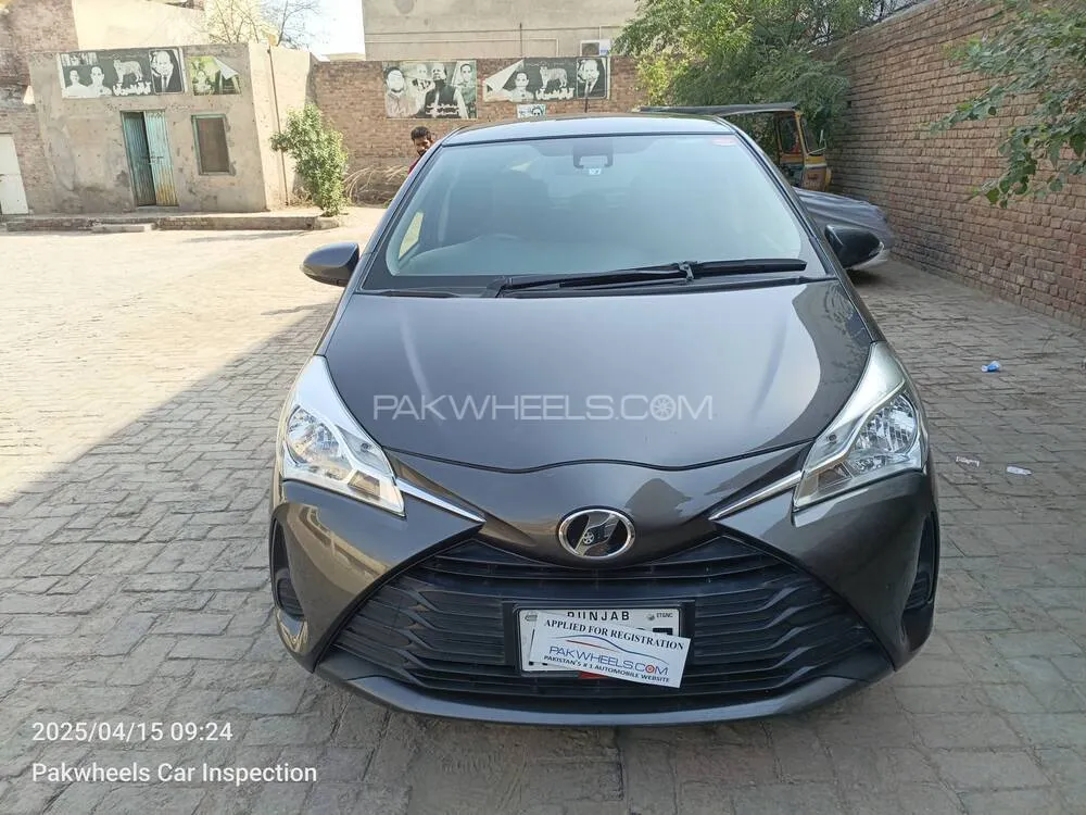 Toyota Vitz 2018 for Sale in Multan Image-1
