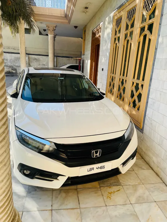 Honda Civic 2020 for Sale in Lahore Image-1