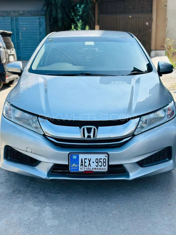 Honda Grace Hybrid 2014 for Sale in Lahore Image-1