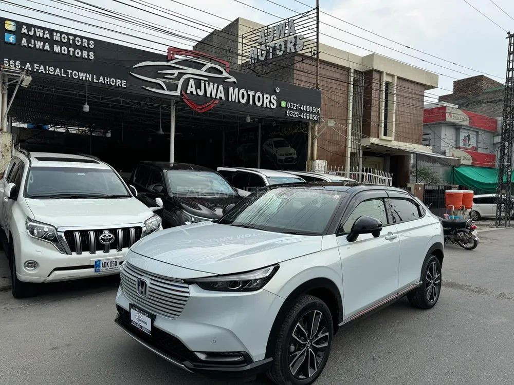 Honda Vezel 2021 for Sale in Lahore Image-1