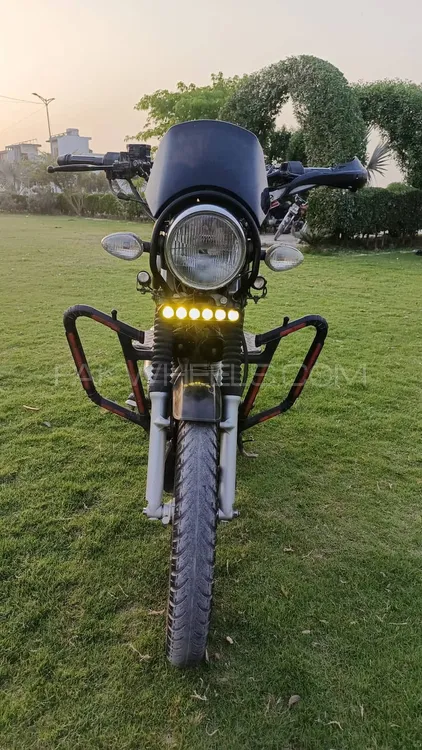 سوزوکی GS 150 SE 2018 for Sale Image-1