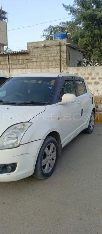 Suzuki Swift 2010 for Sale in Karachi Image-1