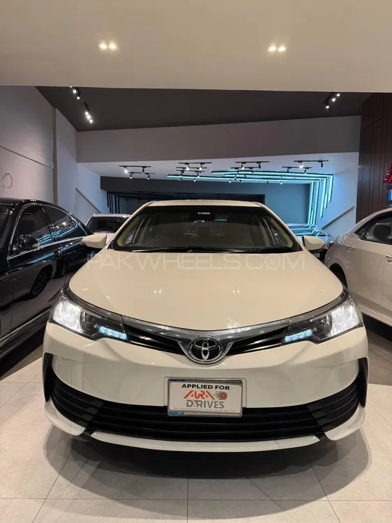 Toyota Corolla 2018 for Sale in Islamabad Image-1