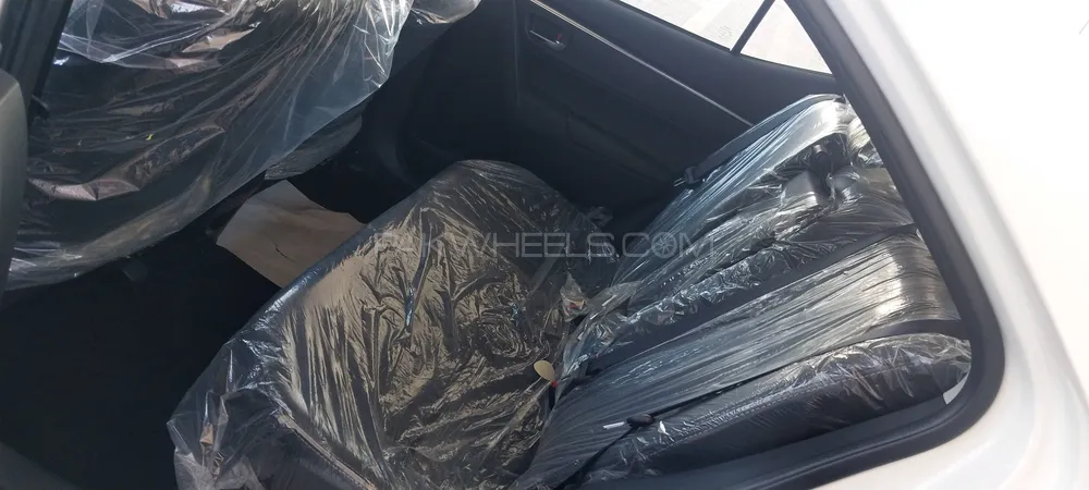 Toyota Corolla 2023 for Sale in Multan Toyota Corolla 2023 for Sale in Multan Image-15