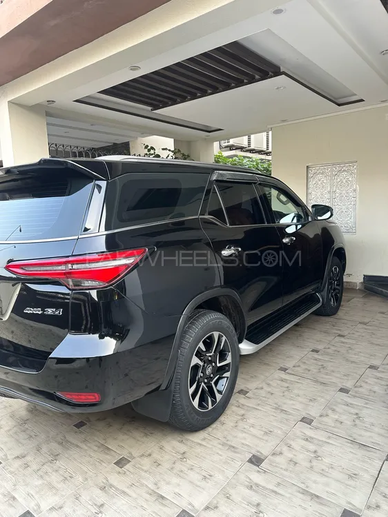 ٹویوٹا فورچیونر 2021 for Sale in لاہور ٹویوٹا فورچیونر 2021 for Sale in لاہور Image-5