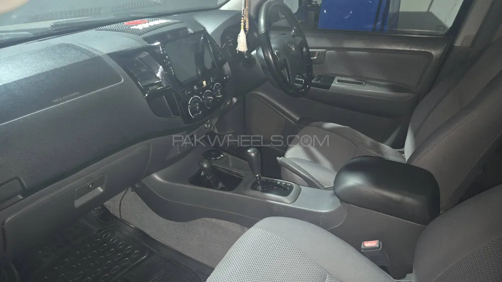 Toyota Hilux 2012 for Sale in Rahim Yar Khan Toyota Hilux 2012 for Sale in Rahim Yar Khan Image-6