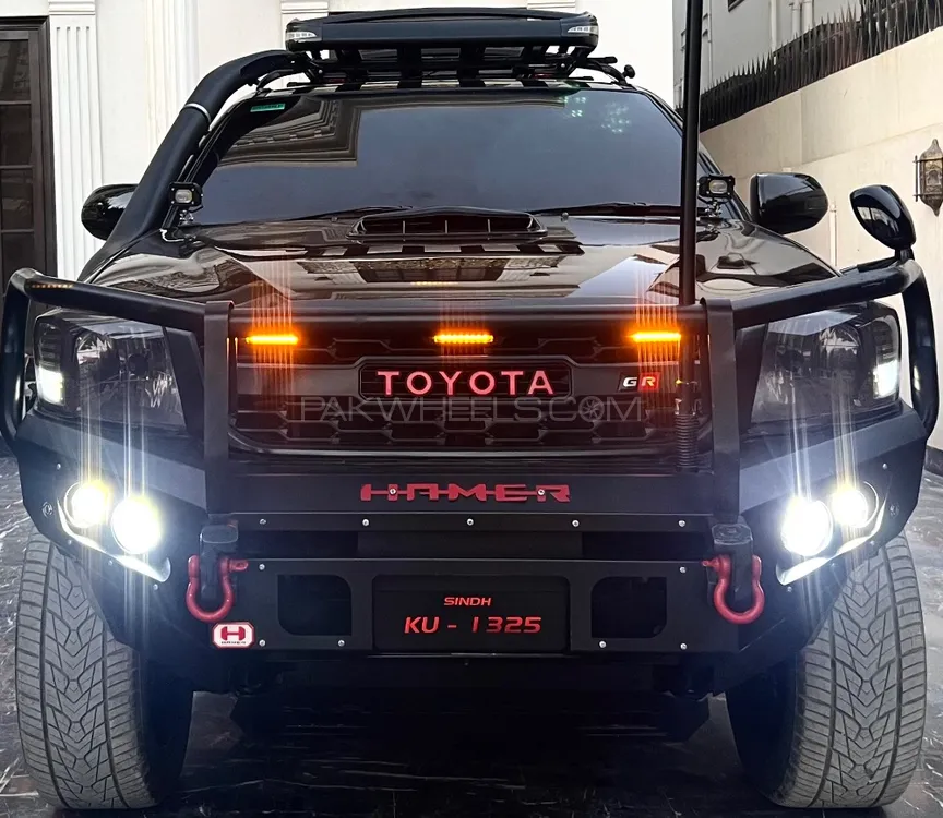 Toyota Hilux 2015 for Sale in Karachi Image-1