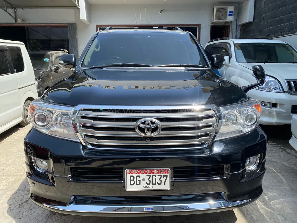 Toyota Land Cruiser 2012 for Sale in Karachi Image-1