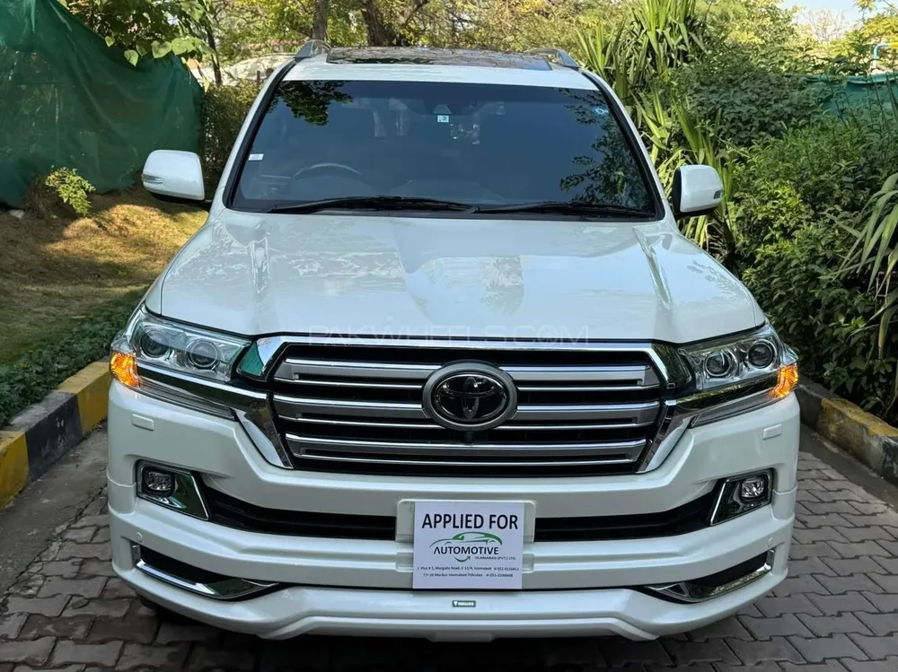 Toyota Land Cruiser 2019 for Sale in Islamabad Image-1