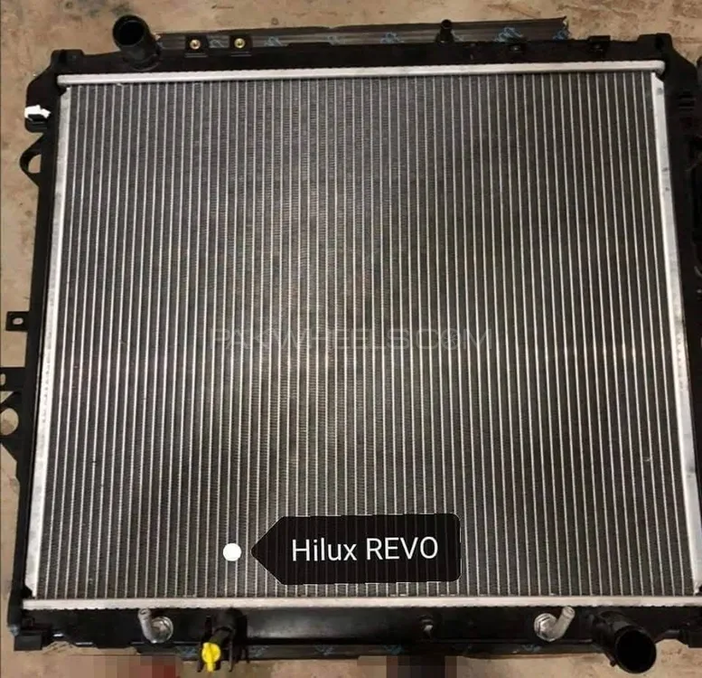 toyota revo radiator 1GD 2800cc Image-1