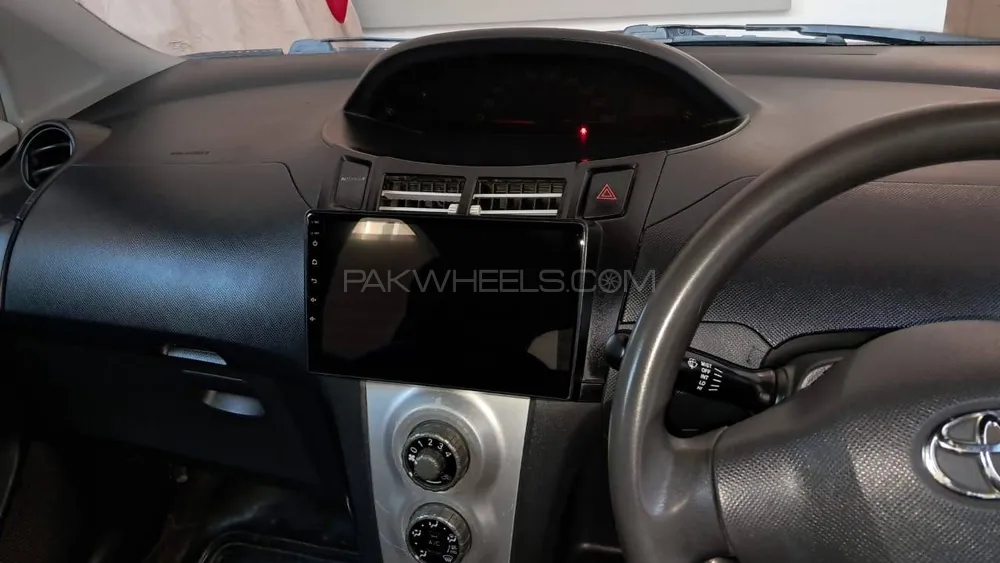 Toyota Vitz 2005 for Sale in Bahawalpur Image-1