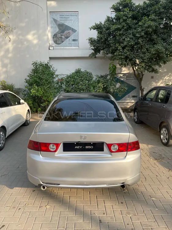 Honda Accord 2004 for Sale in Lahore Image-1