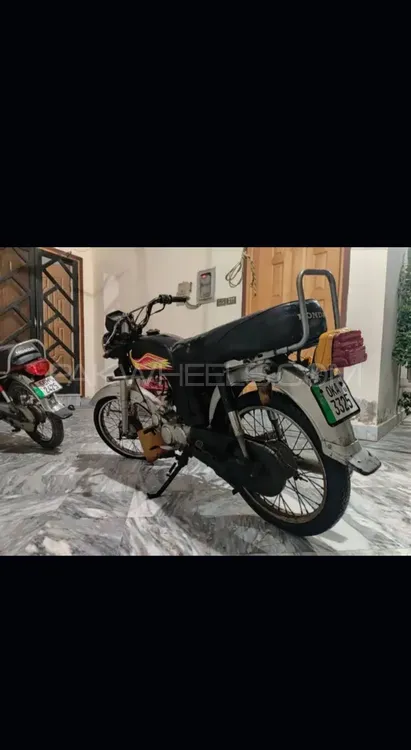 Honda CD 70 1988 for Sale Honda CD 70 1988 for Sale Image-4