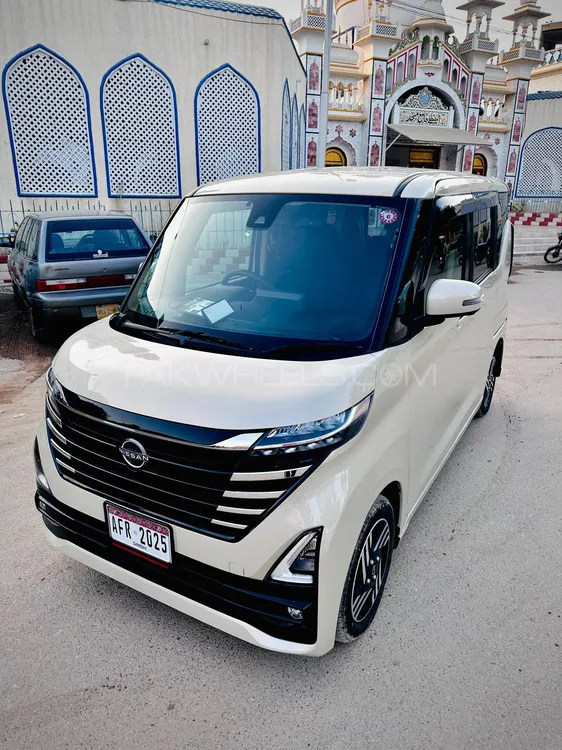 Nissan Roox 2023 for Sale in Karachi Image-1