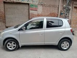 Toyota Vitz F 1.0 2003 for Sale