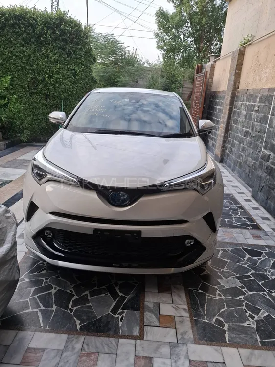 Toyota C-HR 2019 for Sale in Peshawar Image-1