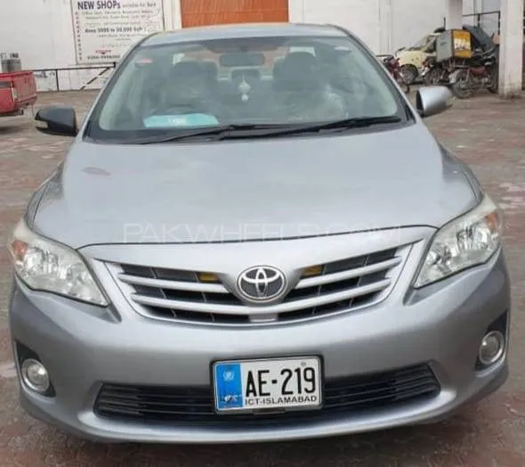 Toyota Corolla 2013 for Sale in Peshawar Image-1