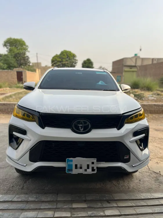 Toyota Fortuner 2024 for Sale in Multan Image-1