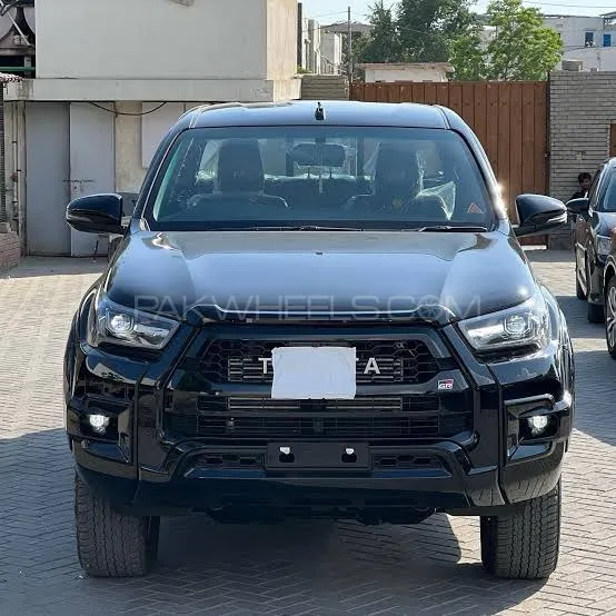Toyota Hilux 2024 for Sale in Islamabad Image-1