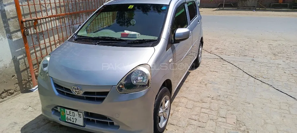 Toyota Pixis Epoch 2012 for Sale in Burewala Image-1