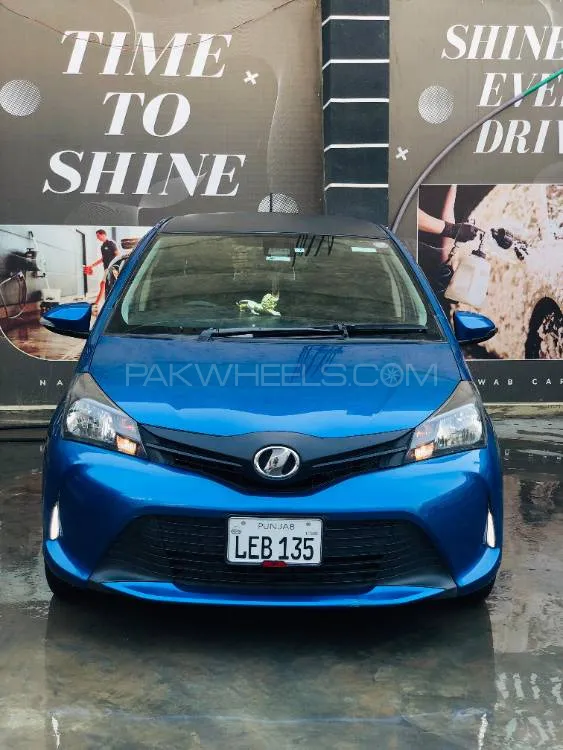 Toyota Vitz 2016 for Sale in Sialkot Image-1