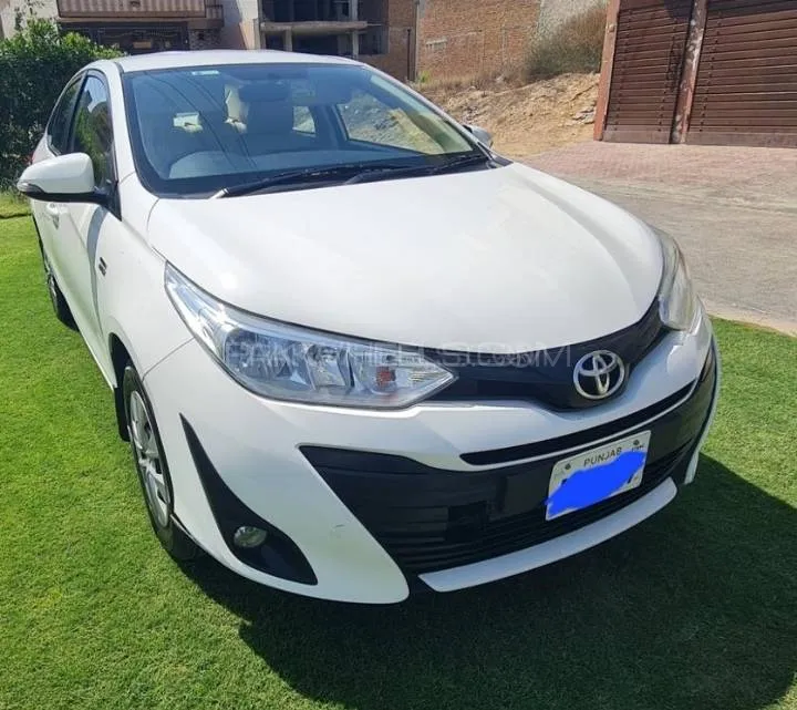 Toyota Yaris Sedan 2021 for Sale in Gojra Image-1