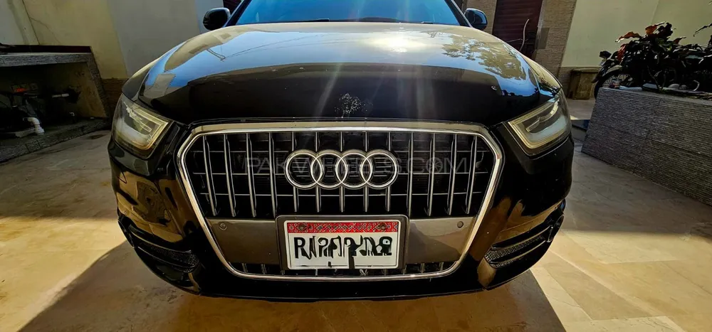 Audi Q3 2015 for Sale in Karachi Image-1