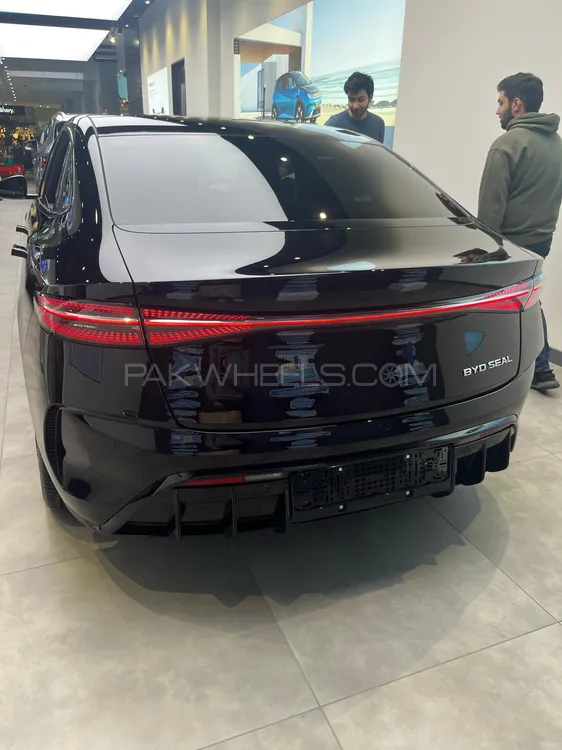 BYD Seal 2025 for Sale in Islamabad Image-1