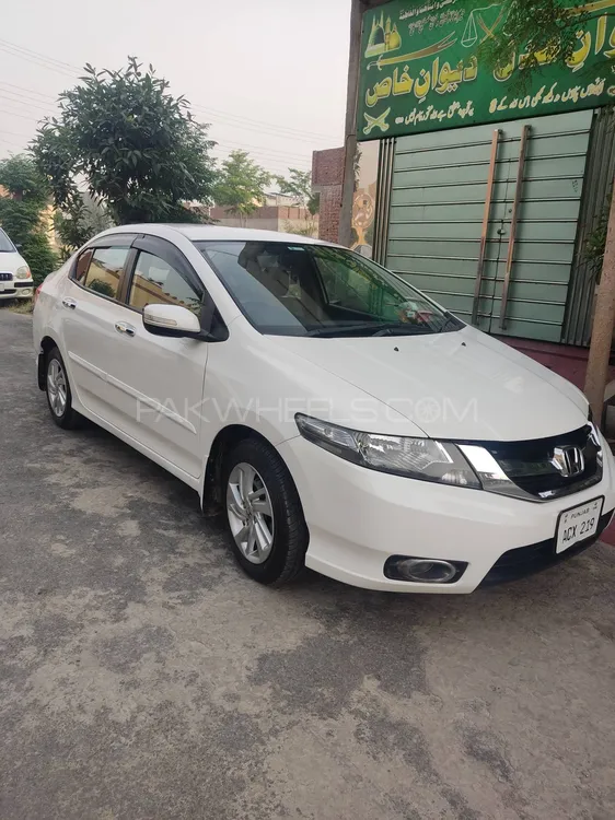 Honda City 2021 for Sale in Faisalabad Image-1