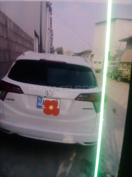 Honda Vezel 2014 for Sale in Islamabad Image-1