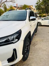Toyota Hilux Revo V Automatic 2.8 2021 for Sale