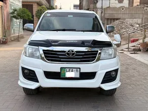 Toyota Hilux Vigo Champ G 2014 for Sale