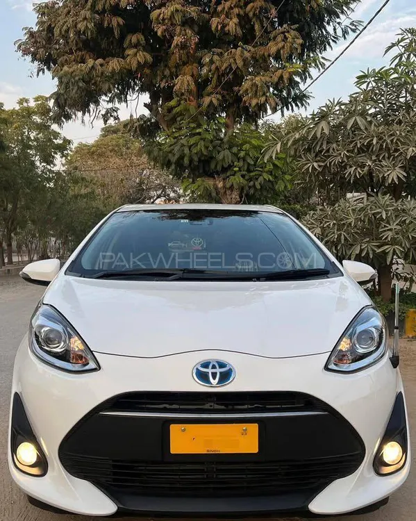 Toyota Aqua 2018 for Sale in Karachi Image-1