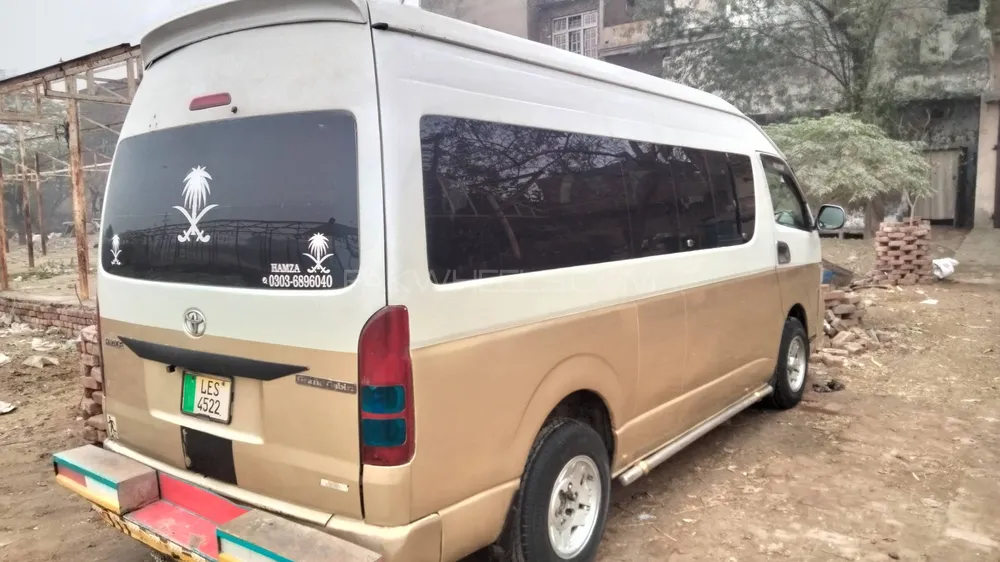 Toyota Hiace 2010 for Sale in Faisalabad Image-1