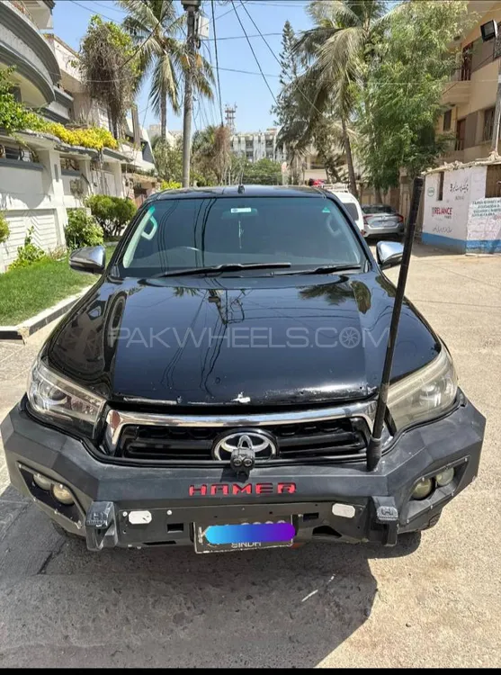 ٹویوٹا ہائیلکس 2018 for Sale in کراچی Image-1