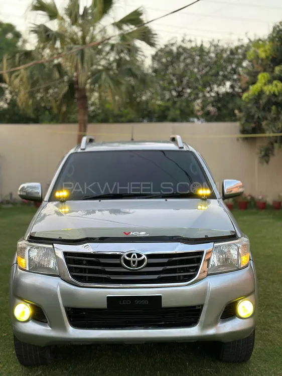 ٹویوٹا ہائیلکس 2012 for Sale in لاہور Image-1