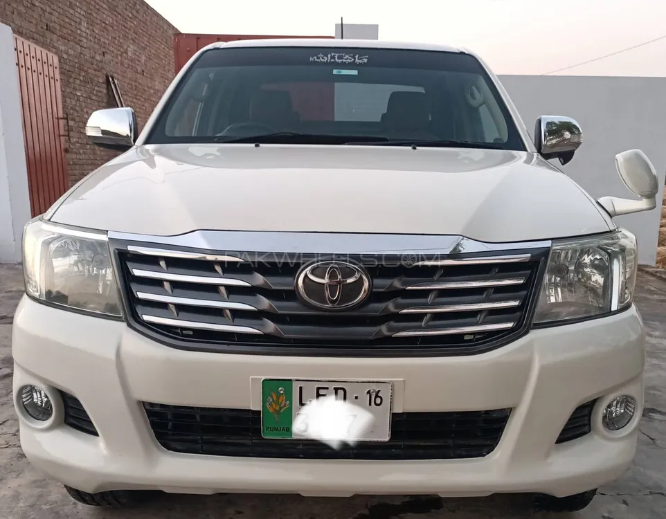 Toyota Hilux 2014 for Sale in Bahawalpur Image-1