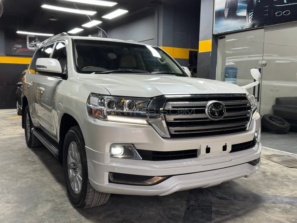 Toyota Land Cruiser 2018 for Sale in Karachi Image-1
