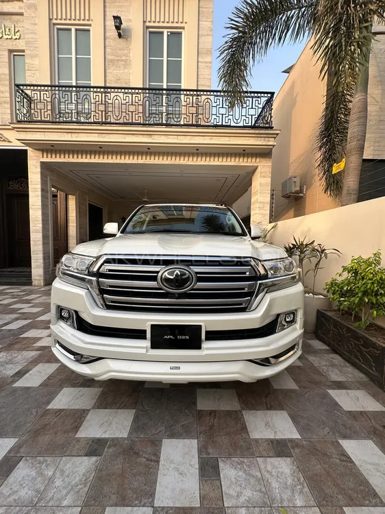 Toyota Land Cruiser 2018 for Sale in Lahore Image-1