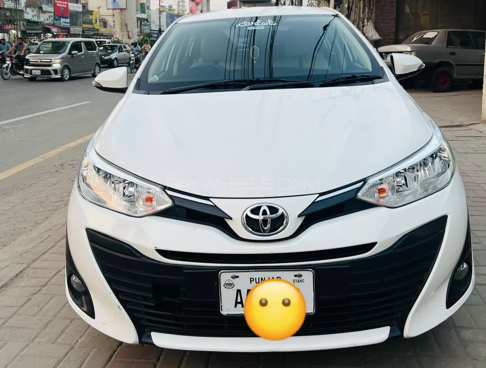 ٹویوٹا یارس سیڈان 2020 for Sale in ملتان Image-1