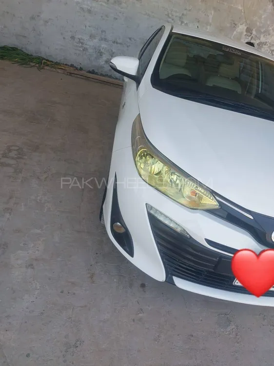 Toyota Yaris Sedan 2021 for Sale in Lahore Image-1