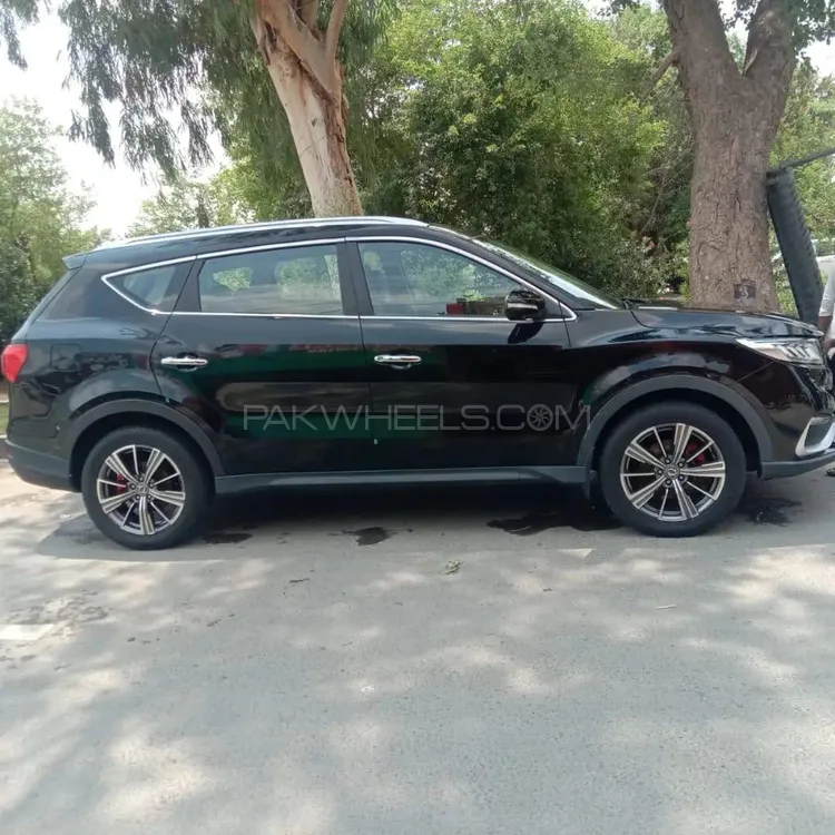 DFSK Glory 580 2022 for Sale in Lahore DFSK Glory 580 2022 for Sale in Lahore Image-6