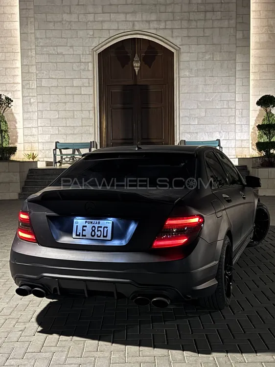 Mercedes Benz C Class 2011 for Sale in Islamabad Image-1