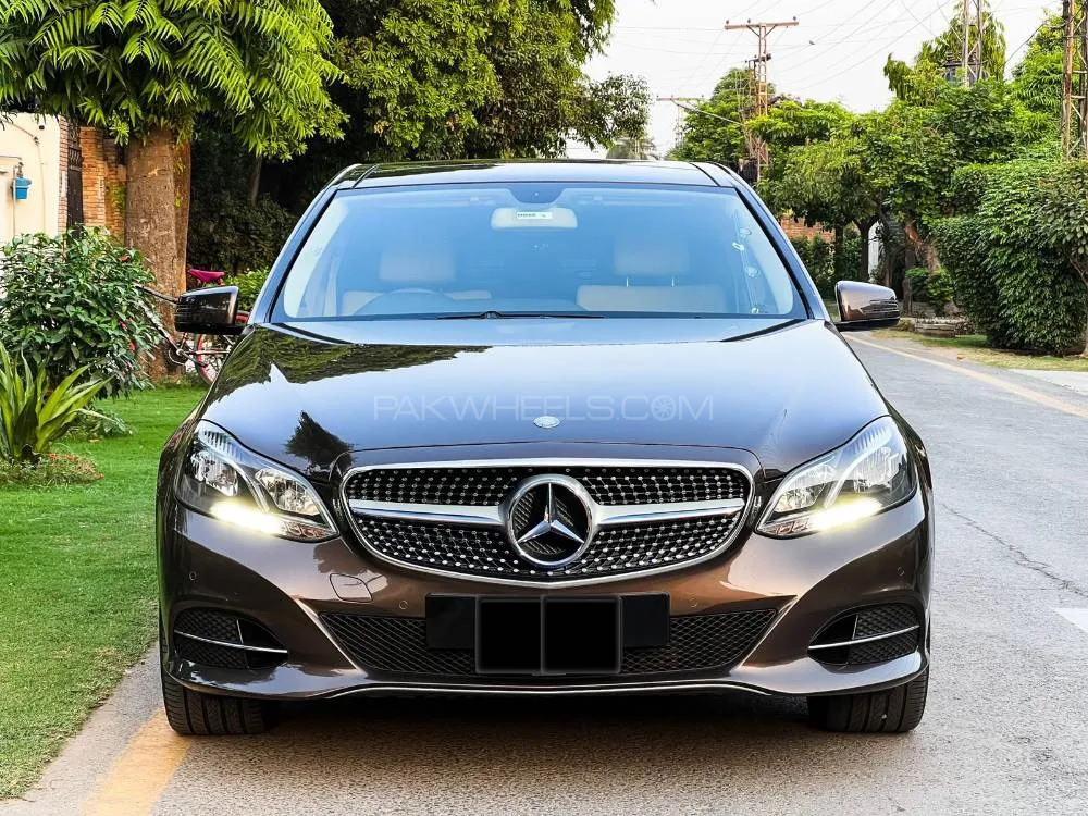 Mercedes Benz E Class 2014 for Sale in Sialkot Image-1
